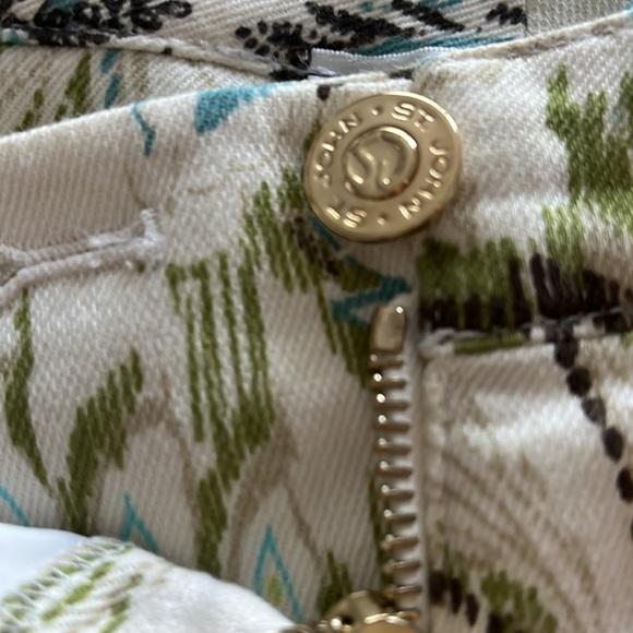 St John Sport size 2 beautiful pant - Picture 7 of 10